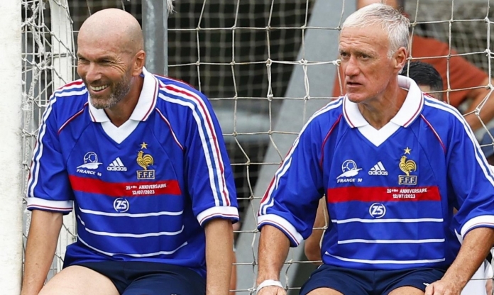 Truyền thông Pháp tiết lộ góc khuất gây sốc giữa Zidane và Deschamps