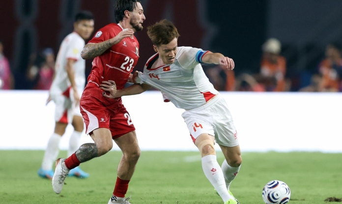 CĐV Thái Lan: 'Việt Nam cứ như đá trên sân nhà vậy'