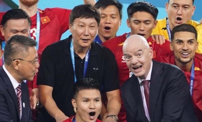 HLV Kim Sang Sik: 'Chủ tịch FIFA muốn thấy Việt Nam đá World Cup'