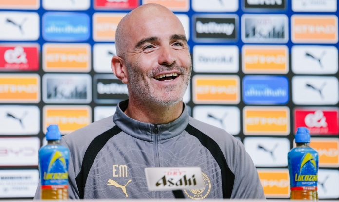 Không để MU yên, HLV Man City khui lại chuyện cũ tận 3 năm trước