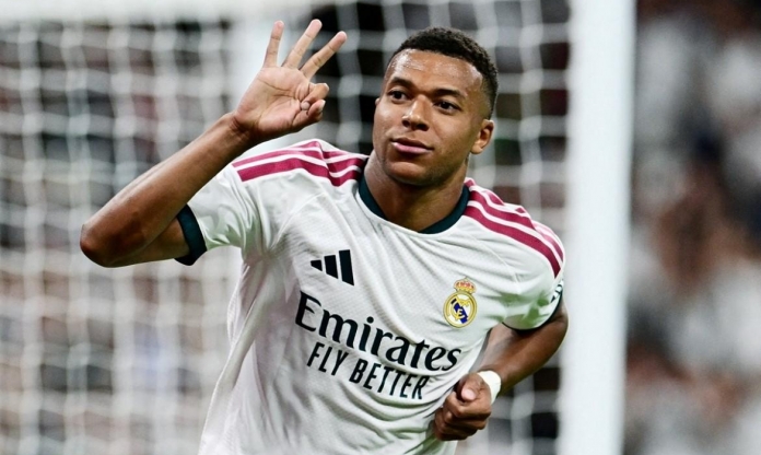 Mbappe tiết lộ mẹ từng bảo anh đến 1 đại gia Ngoại hạng Anh