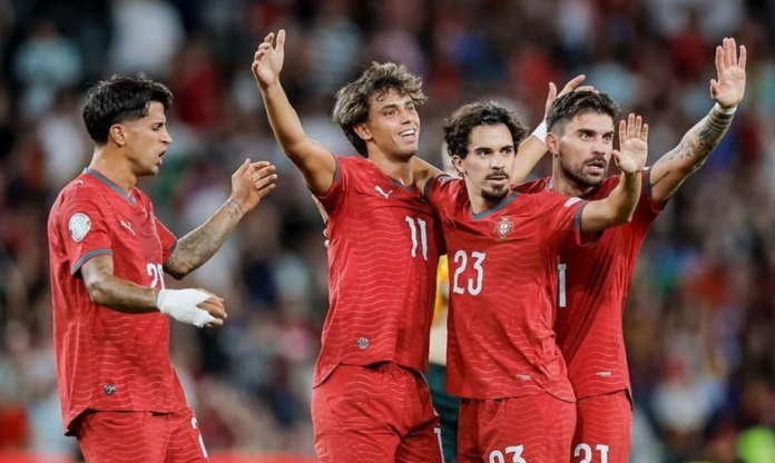 Ronaldo lỡ thời cơ vàng, Bồ Đào Nha vẫn khiến Xứ Wales nhận trái đắng