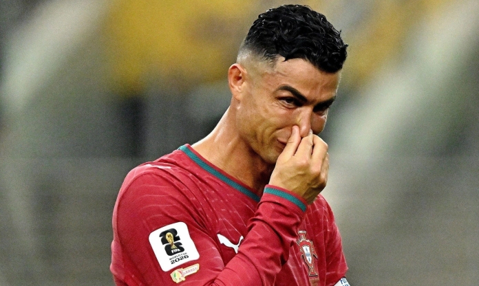NÓNG: HLV Bồ Đào Nha bị tố lừa dối khiến Ronaldo nổi giận