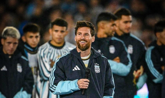 Chia tay Argentina sau 20 năm, Messi lập tức nhắc đến người đặc biệt nhất