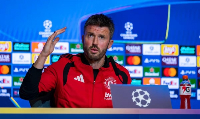 MU vào đường cùng, Carrick bất ngờ lôi Simeone ra làm lá chắn