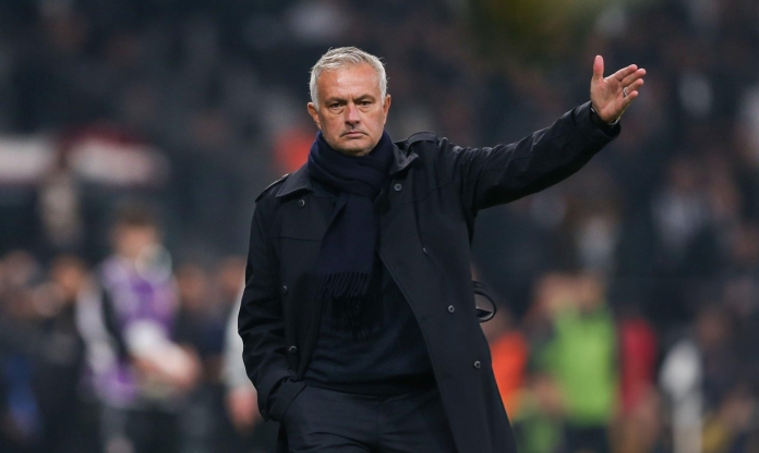 Mourinho nổi giận, sẵn sàng hành động khi bị kiện