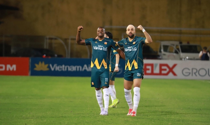 Trực tiếp CAHN 0-1 HAGL: Chủ nhà tấn công