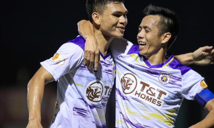 Hà Nội thắng SLNA ở phút 100