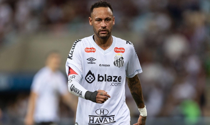 Neymar đang chật vật tại Santos
