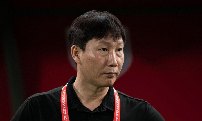 HLV Kim Sang Sik tiếc khi ASEAN All-Stars không thắng đậm hơn trước MU