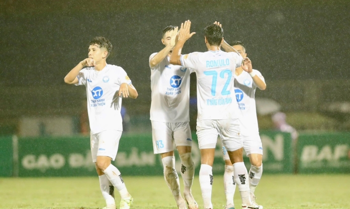 Lịch thi đấu vòng 25 V-League 2024/2025: Nam Định vô địch, xác định đội xuống hạng?