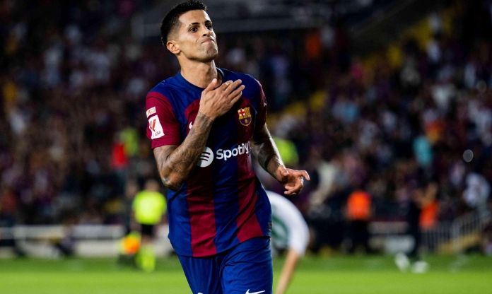 Barca đón hậu vệ từng xuất sắc nhất thế giới trở lại