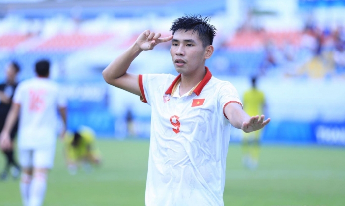 HLV Popov chiêu mộ thành công Vua phá lưới Đông Nam Á