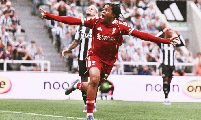 Chelsea ra lệnh cấm với Liverpool vì 'Lamine Yamal mới'