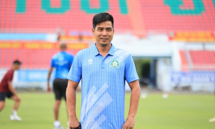 Thầy của Công Phượng quyết tâm thắng tân binh giải hạng Nhất