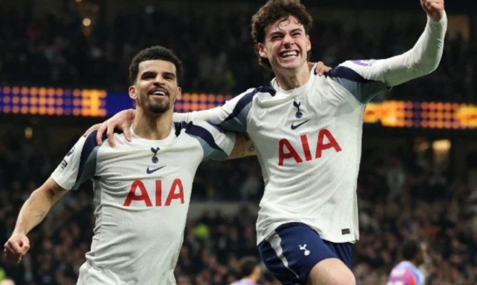 CHÍNH THỨC: Tottenham sở hữu huyền thoại Liverpool