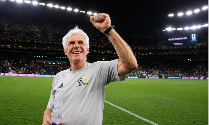 Chưa vội về với vợ, HLV 74 tuổi mơ viết tiếp cổ tích World Cup 2026