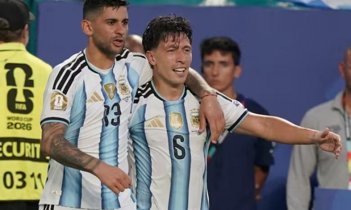 Hết cửa ở lại Anh, nhà vô địch World Cup 2022 gấp rút tìm đường sang Italy