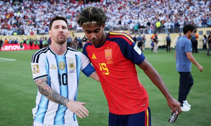 Messi nói gì với Yamal trong khoảnh khắc chuyển giao gây sốt World Cup 2026?