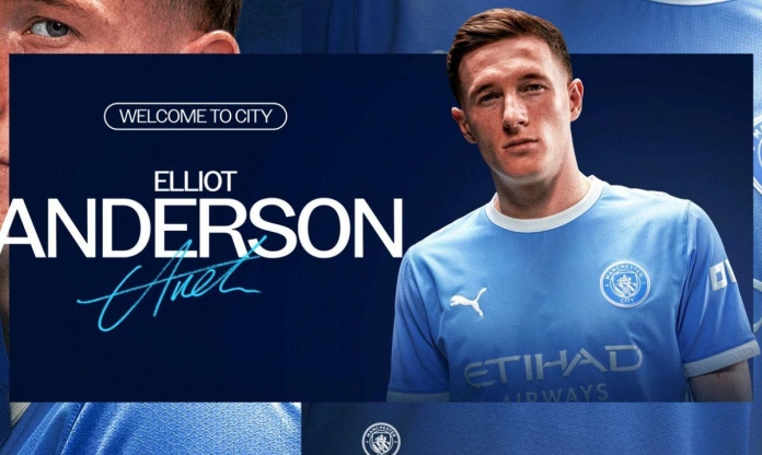 Vừa ra mắt, tân binh bom tấn của Man City đã khiến MU nóng mặt