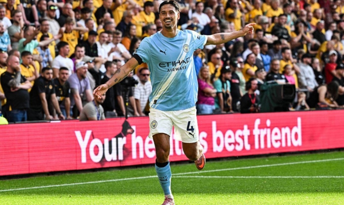 XÁC NHẬN: Man City bất ngờ chia tay tiền vệ ngôi sao với mức giá cực khủng