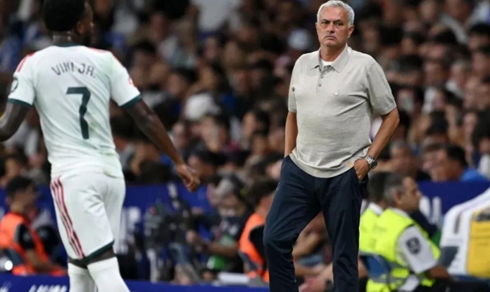 Jose Mourinho: 'Vinicius đang bị bắt nạt từ sân cỏ đến khán đài'