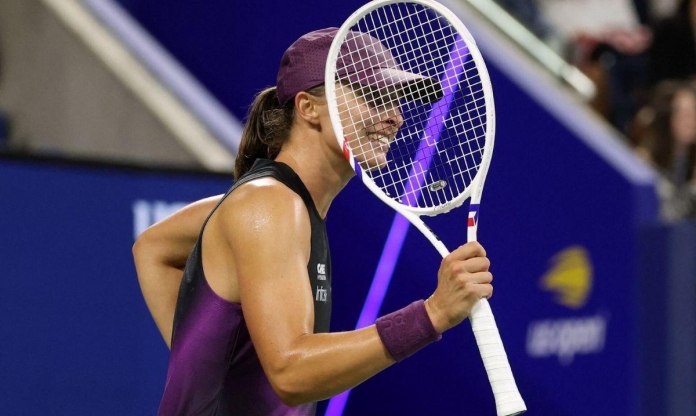 “Tiệm bánh Iga” làm nóng lò trong ngày ra quân US Open