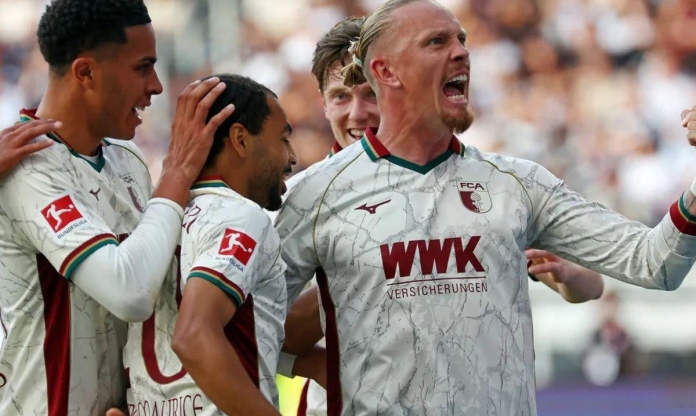 Không phải Bayern Munich hay Dortmund, ngôi đầu Bundesliga có chủ nhân gây sốc