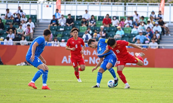 CĐV Uzbekistan phản ứng bất ngờ sau khi cùng U23 Việt Nam vào tứ kết ASIAD 2026