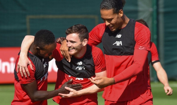Huyền thoại Liverpool nói lời gan ruột về phán quyết Man City có tội