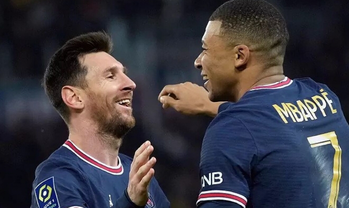 HLV Bayern Munich tiết lộ giải pháp 'khóa chân' Messi và Mbappe