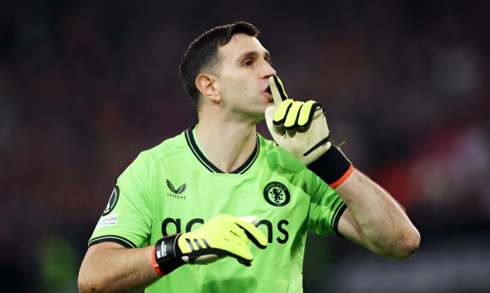 XÁC NHẬN: Chelsea nhận cái gật đầu từ thủ môn vô địch World Cup
