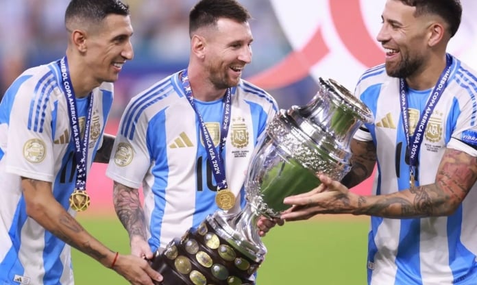 HLV Scaloni chỉ 2 tuyển thủ Argentina độc nhất vô nhị: Messi và ai?