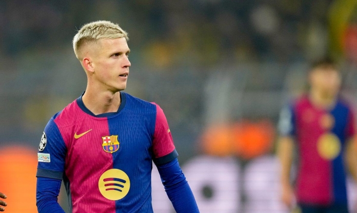 Dani Olmo rời Barca tới Manchester vào tháng Giêng?