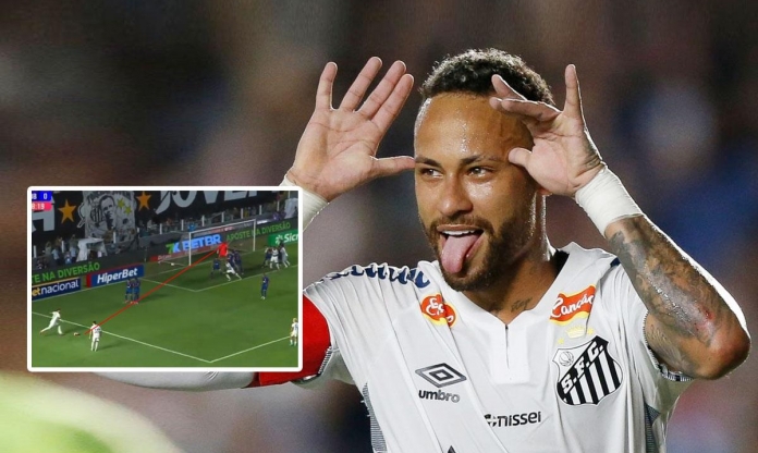 Video: Neymar tung tuyệt kĩ sút phạt thành bàn với đường cong ảo diệu