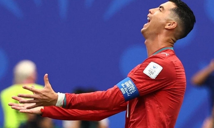 Ronaldo bị đánh giá tệ nhất sau trận hòa của Bồ Đào Nha