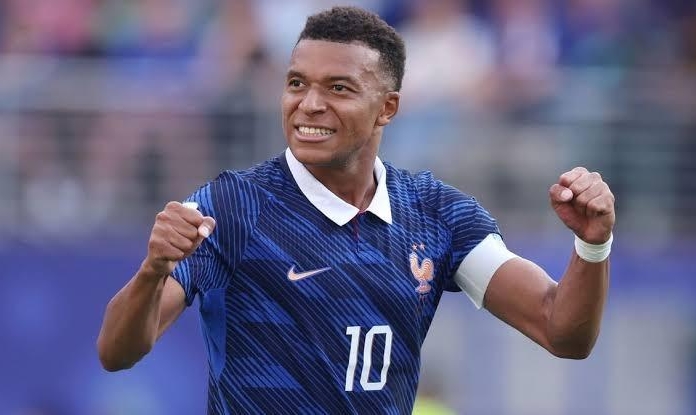 Mbappe rời World Cup với Chiếc giày vàng nhưng vẫn day dứt
