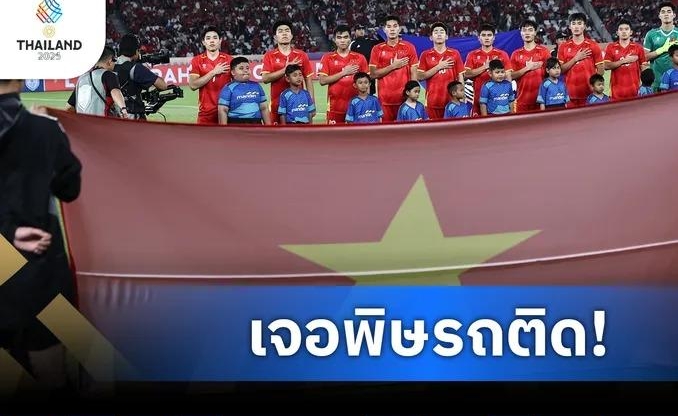 Truyền thông Thái Lan phản ứng khi U22 Việt Nam gặp sự cố hi hữu