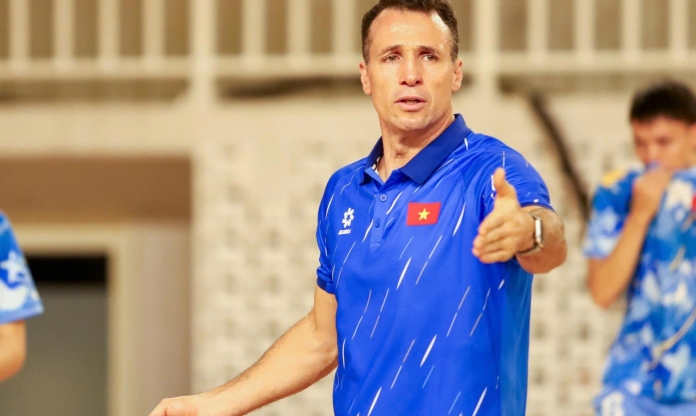 'Người hùng World Cup' trở lại ĐT Việt Nam, HLV Argentina lập tức lên tiếng