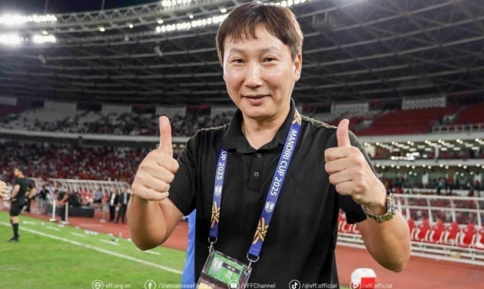 CHÍNH THỨC: HLV Kim Sang Sik lập kỷ lục 'khủng' cùng ĐT Việt Nam