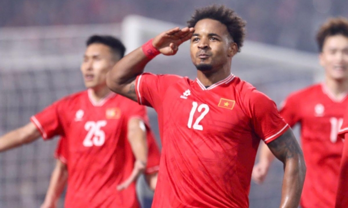 Xuân Son hé lộ tình yêu sâu đậm với Việt Nam qua bộ phim tài liệu về mình