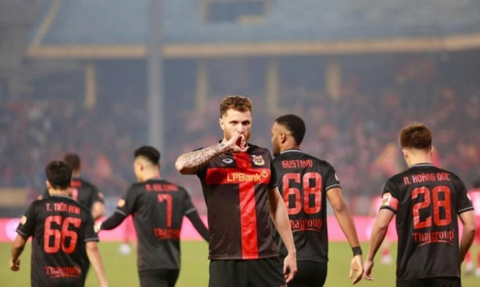 Hàng công ĐT Việt Nam đón thêm 1 'bom tấn' nhập tịch mới?