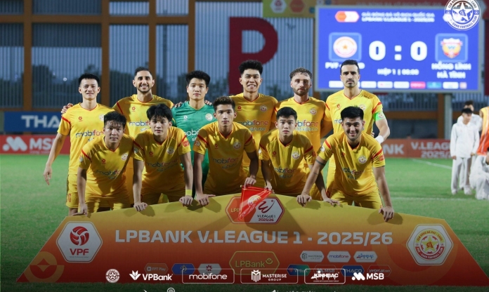 CLB V.League treo thưởng hơn cả ngôi vô địch cho mục tiêu trụ hạng