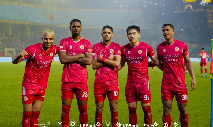 Bóng đá Việt Nam đón tin cực buồn từ AFC