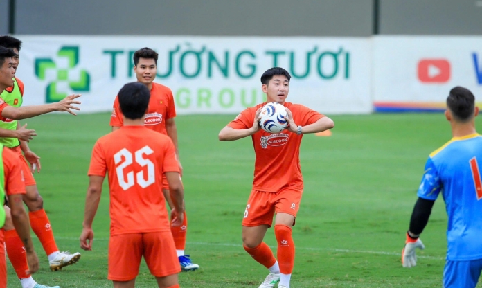 ĐT Việt Nam có thay đổi bất ngờ trước ngày sang Hàn Quốc