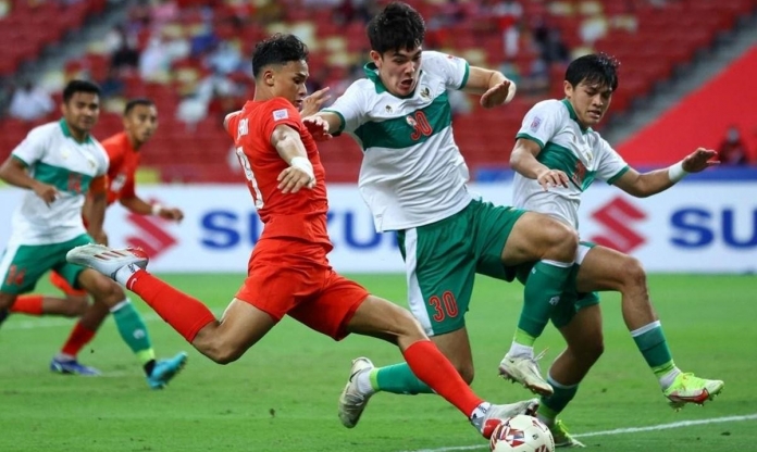 Báo Indonesia lo đội nhà tái diễn 'vận đen' trước Singapore