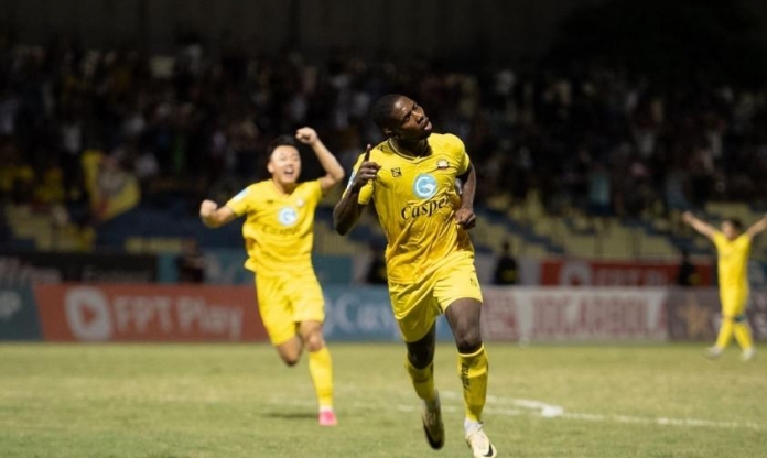 Siêu tiền đạo sắp nhập tịch chính thức cập bến ông lớn V.League