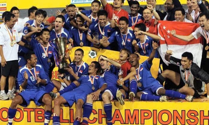 Kỷ lục AFF Cup khó tin, chỉ 2 đội làm được nhưng Việt Nam chưa từng