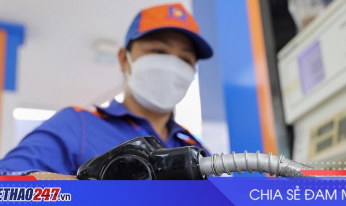 Giá xăng dầu hôm nay 14/8: Dầu thế giảm