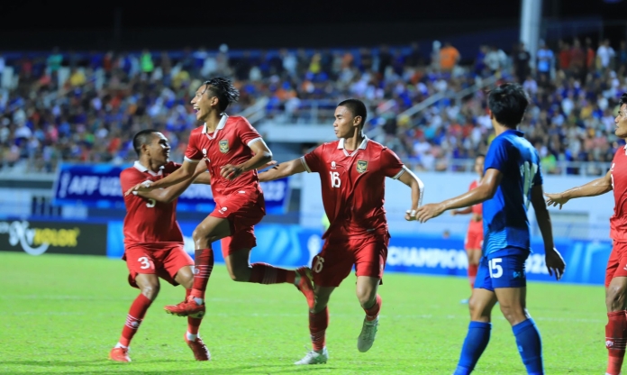 CĐV Indonesia phản ứng bất ngờ khi vào chung kết Đông Nam Á